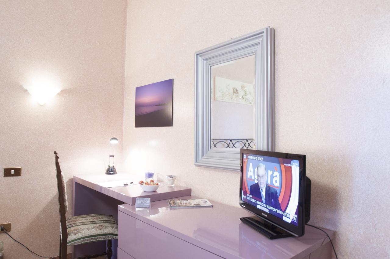 Laura Bed & Breakfast เปสการา ภายนอก รูปภาพ