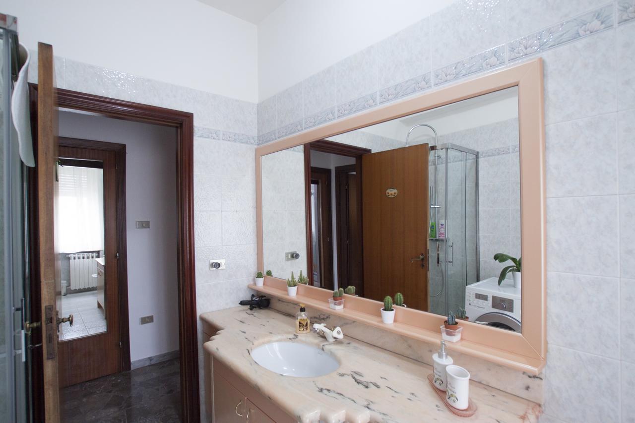 Laura Bed & Breakfast เปสการา ภายนอก รูปภาพ